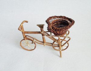 771107-rattan-bicycle-souvenir_result