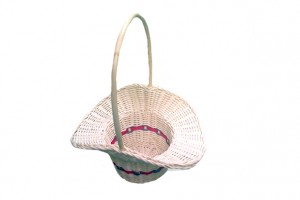 115582 Rattan Gift Basket